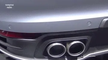 Porsche представила купе и кабриолет 911 Carrera начального уровня